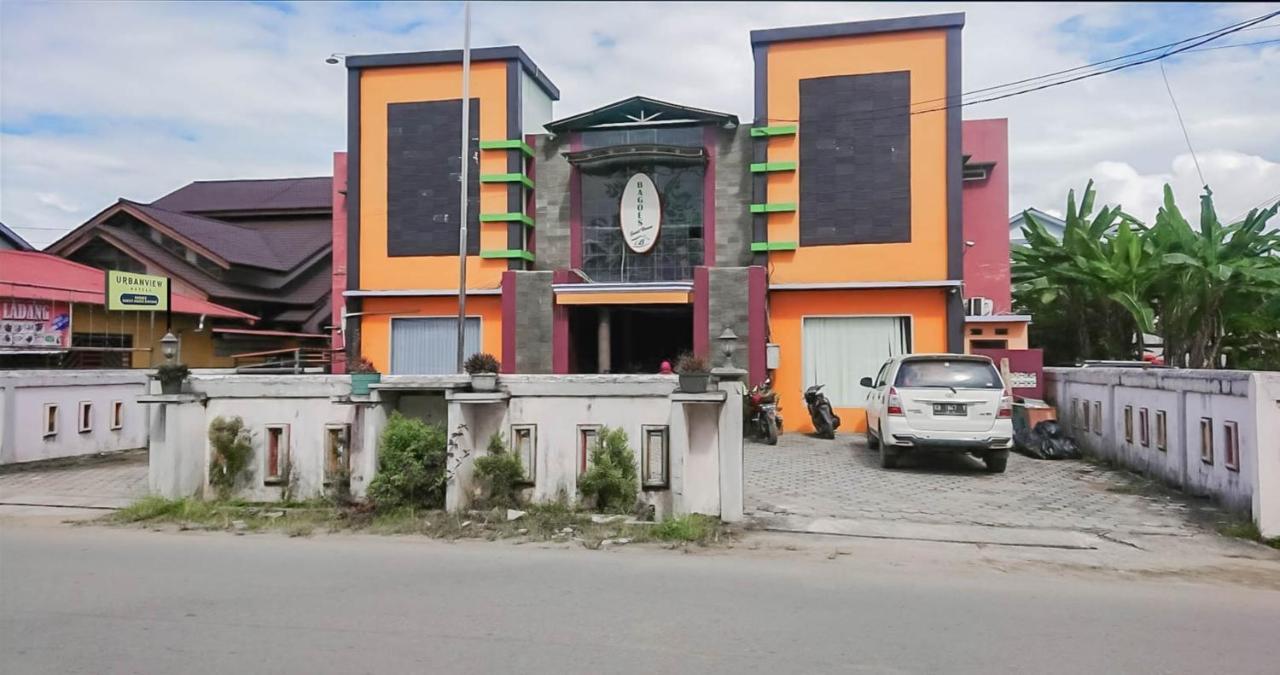 Urbanview Hotel Bagoes Sintang By Reddoorz Luaran gambar